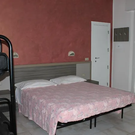 Hotel Costanza 2*