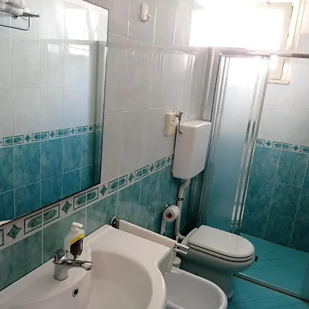 מלון Costanza 2*