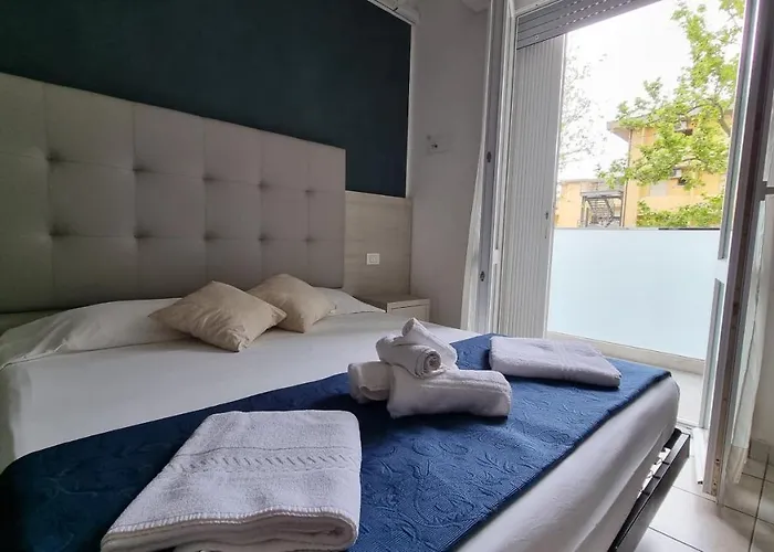 Costanza 2* Cesenatico