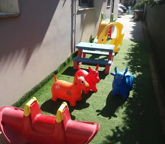 מלון Costanza צ'סנטיקו